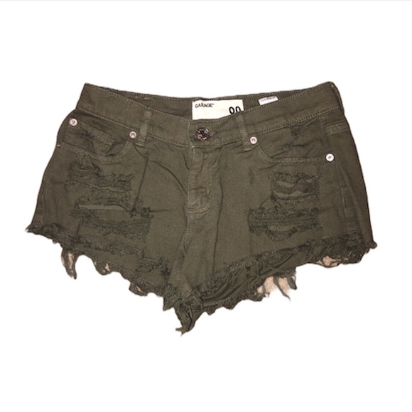 Garage Flirty Festival Shorts - Picture 1 of 3